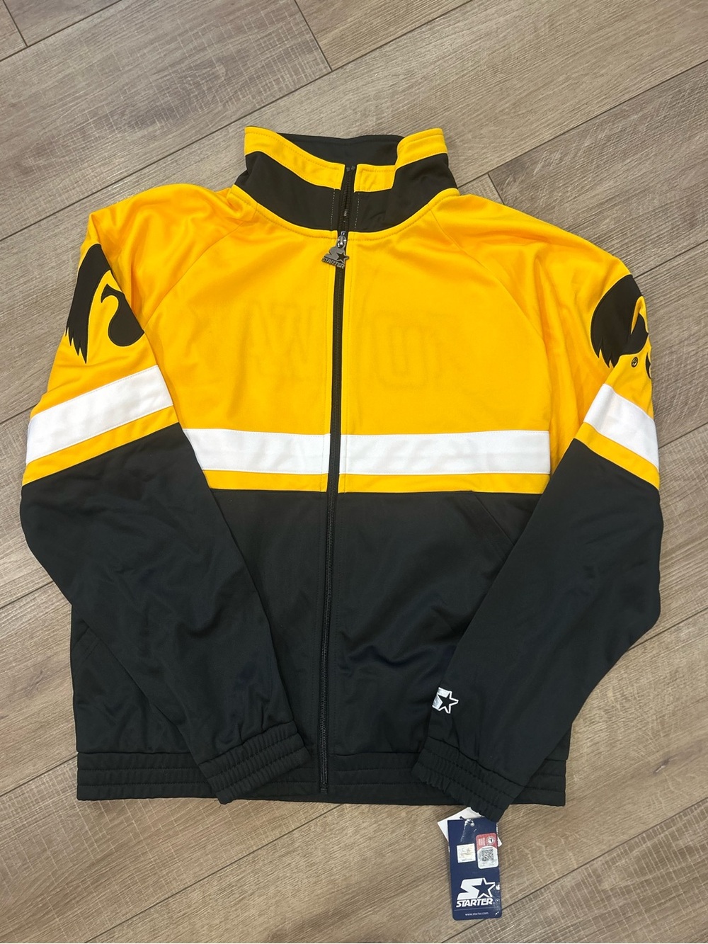 Iowa Hawkeyes Starter Jacket *NEW* Sz LG